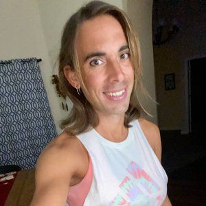 Meet your Posher, Lee